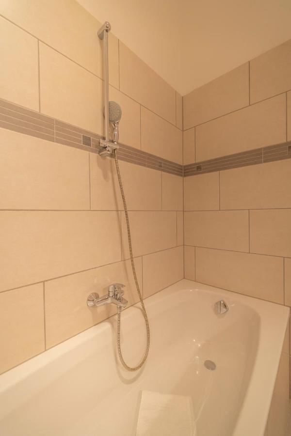 Konrad I Levestate Apartment Wina Bagian luar foto